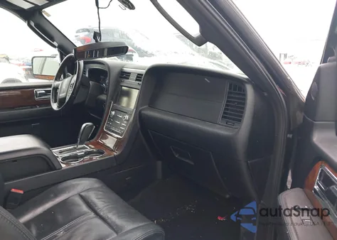 2015 Lincoln Navigator L z USA, uszkodzony, nr VIN 5LMJJ3JT7FEJ02850